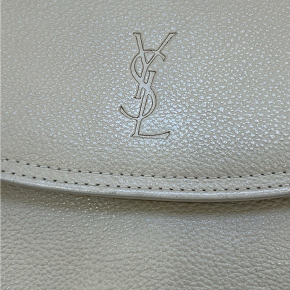 VINTAGE FLAP SMALL/ MEDIUM SIZE BAG - Picture 2 of 14